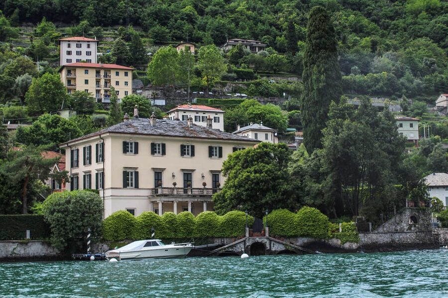 Como: Lake Como Shared Boat Tour - Villa Fontanelle, Gianni Versace, and Villa Punta Torriggia