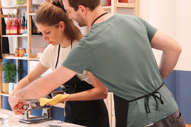 Cooking Class : Fresh pasta and TIRAMISÙ with Lake Garda wines - What makes the teaching effective