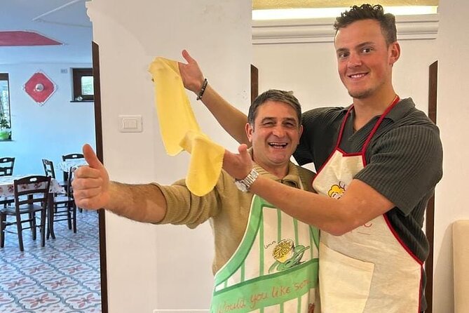 Cooking class with Pasta, mozzarella and Tiramisu with wine - Meeting Ferdinando and his family