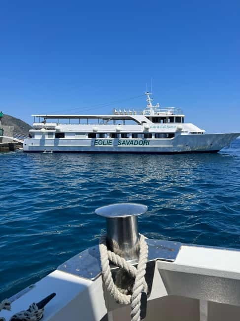 Da Tropea: Lipari Panarea Stromboli by night - Lipari from 12:30 to 3 p.m.