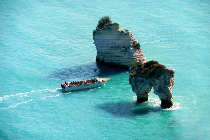 Desirèe experience. Visit of the marine caves of Vieste - What the ride feels like in different weather