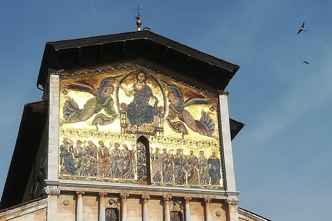 Discover Lucca’s Secrets on a Guided Walking Tour - Who should book this two-hour route