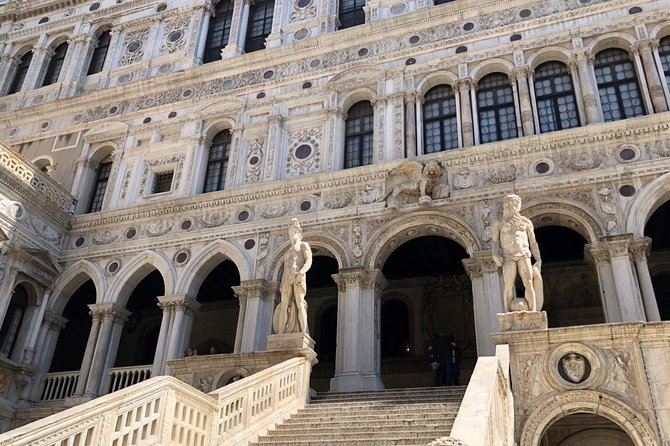 Doge's Palace Guided Tour - The Bridge of Sighs and Casanova’s cells