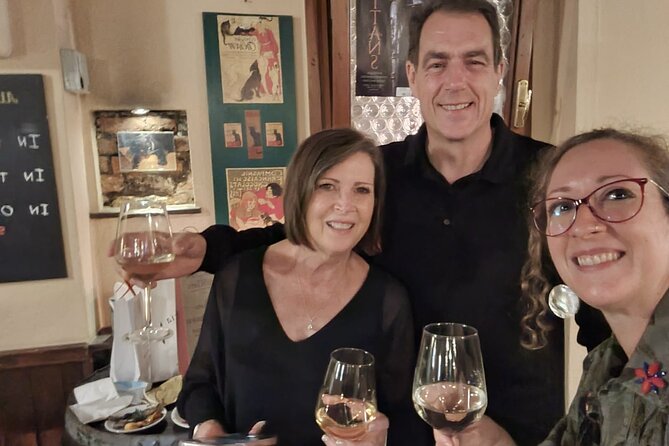 Eat, Drink and Repeat: Wine and Food Tasting Tour in Venice - Quiet lanes, neighborhood legends, and useful local tips