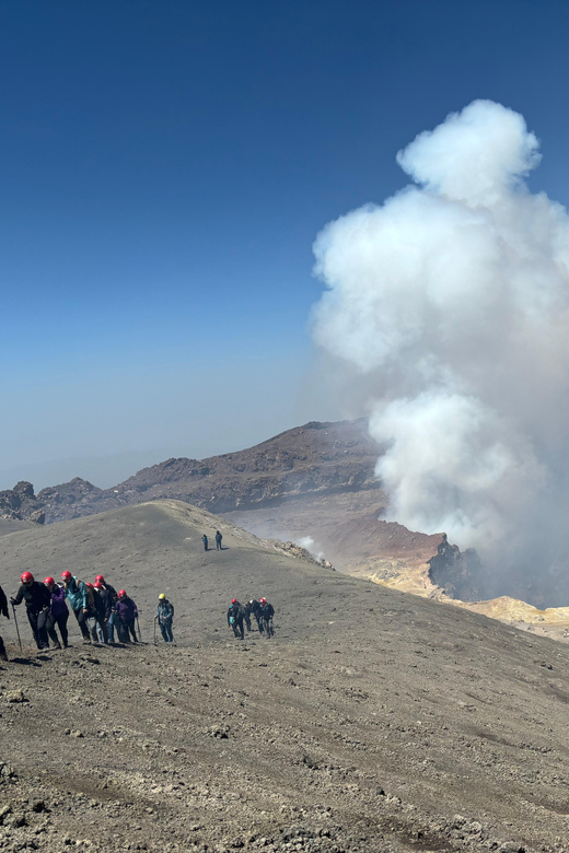 Etna excursion to 3000 mt. with cable-car and jeep 4x4 - The cable car ride to 2,500 meters