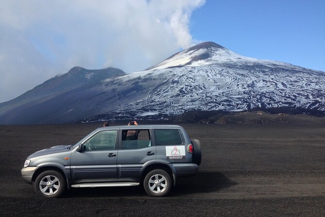 Etna Tour in 4x4 - The crater walks at about 2,000 meters