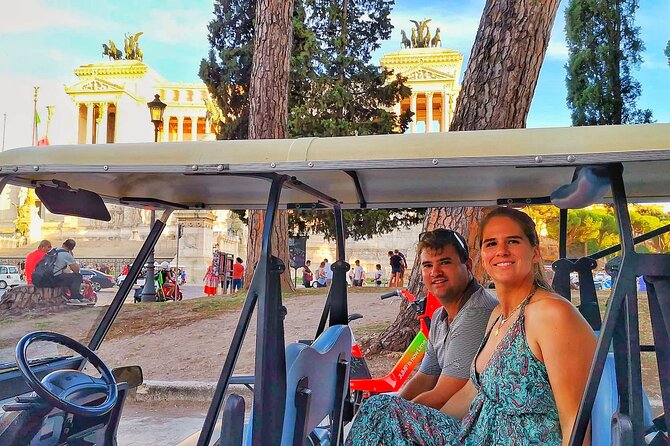 Exclusive Golf Tour Private VIP with Local & Gelato o Wine - Piazza Venezia and the Imperial Forums