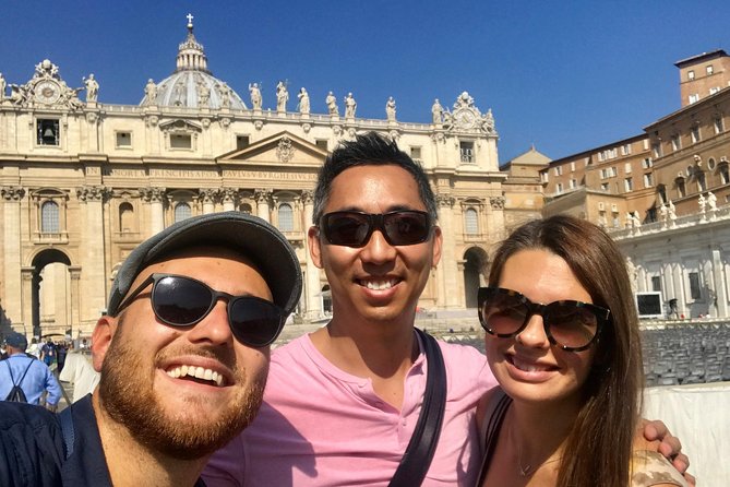 Express Early Morning Sistine Chapel Tour with Max 6 People - Raphael Rooms: a short stop with real artistic value