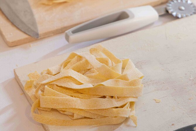 Fettuccine Ravioli and Tiramisu Cooking Class in Rome - How the three-hour schedule really feels