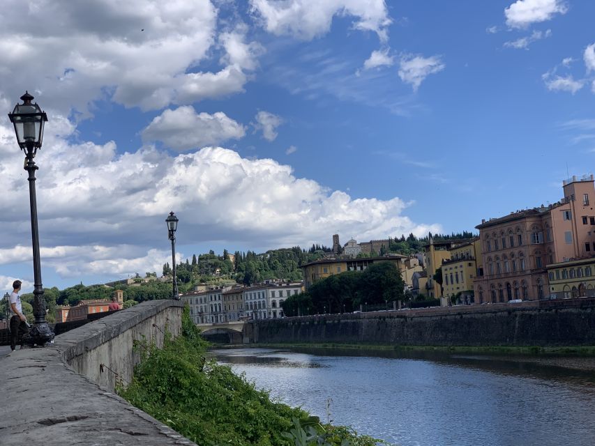 Florence: 2-Hour Guided Bike Tour - The Duomo, Republic Square, and the heart of Florence