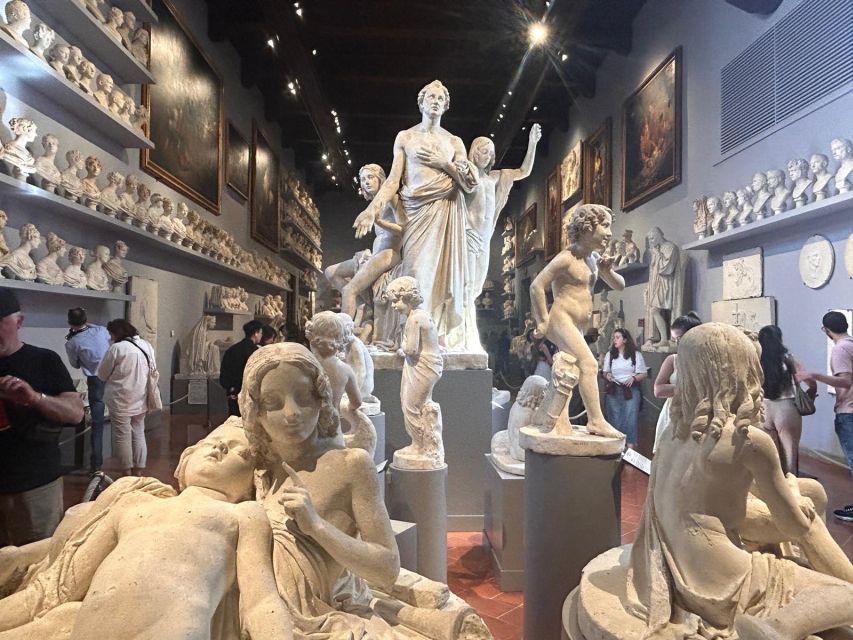 Florence: Accademia Gallery David Entry & Audio Guide App - Using the POP Guide app without stress