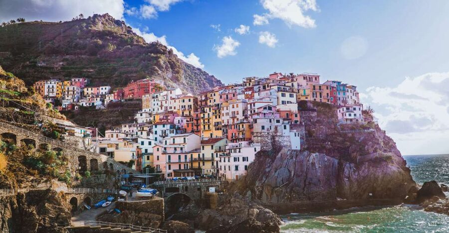 Florence: Cinque Terre Day Trip with Optional Street Food - Manarola brings the classic postcard view