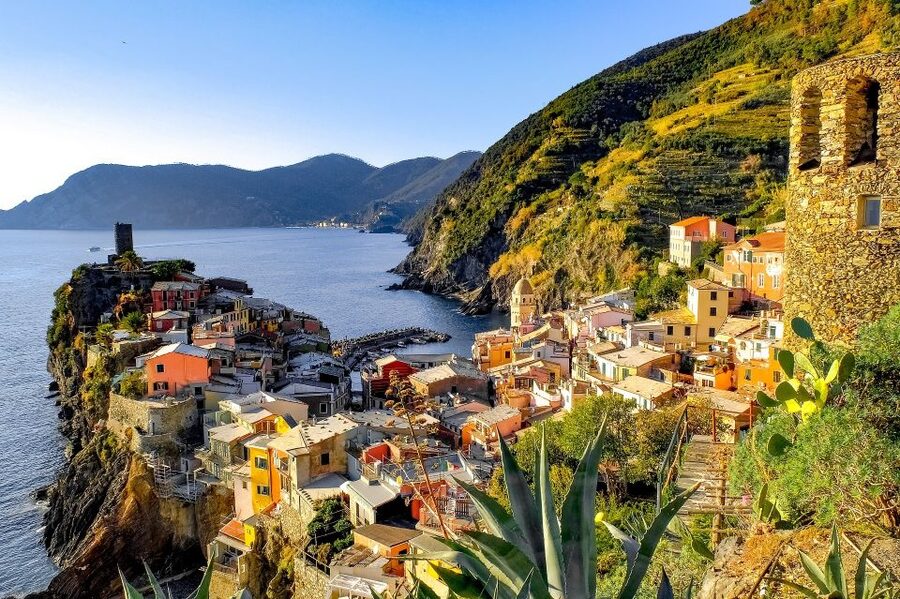 Florence: Cinque Terre Day Trip with Optional Street Food - The ferry offers the day’s best wide view
