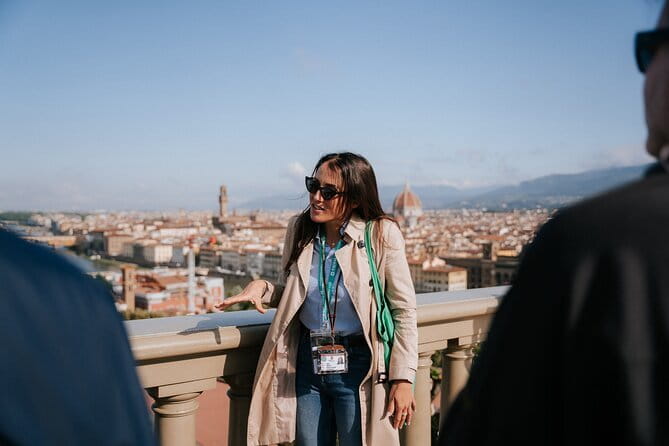 Florence Day Trip: Chianti Wine Tasting, Siena, San Gimignano - Guides, drivers and the small-group advantage