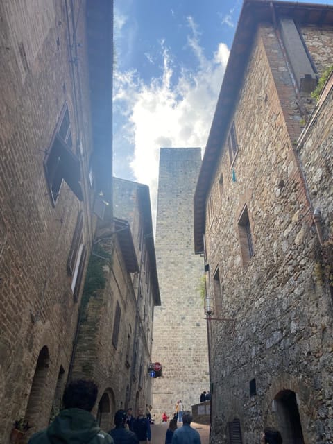 Florence: Day Trip with Free Time in San Gimignano and Siena - San Gimignano: Towers, Stone Lanes, and Tuscan Views