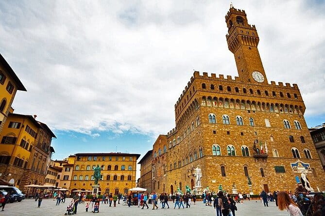 Florence Duomo Cathedral with Host & Audio Guide (Interior Only) - The audio guide and live guide combination