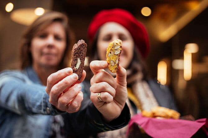 Florence Exclusive PRIVATE Food Tour with 6 or 10 Tastings - Piazza della Signoria and Florence’s outdoor museum