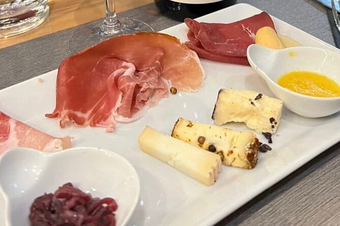 Florence Food Tour with Truffle Pasta, Steak & Free Flowing Wine - Crostini and Florence’s wine-window tradition