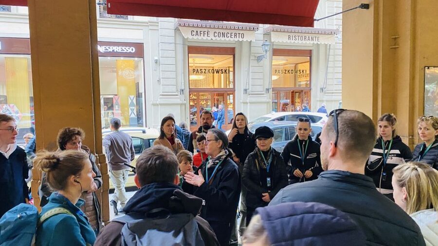 Florence: Guided Walking Tour - Group size, pace, and physical effort