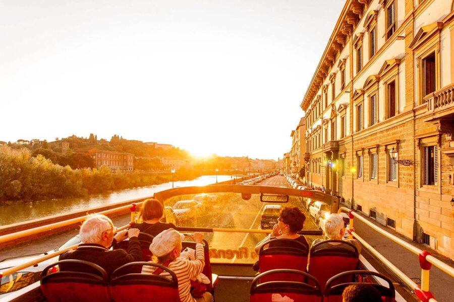 Florence: Hop-on Hop-off Bus Tour: 24, 48 or 72-Hour Ticket - Line A, the one-hour city circuit