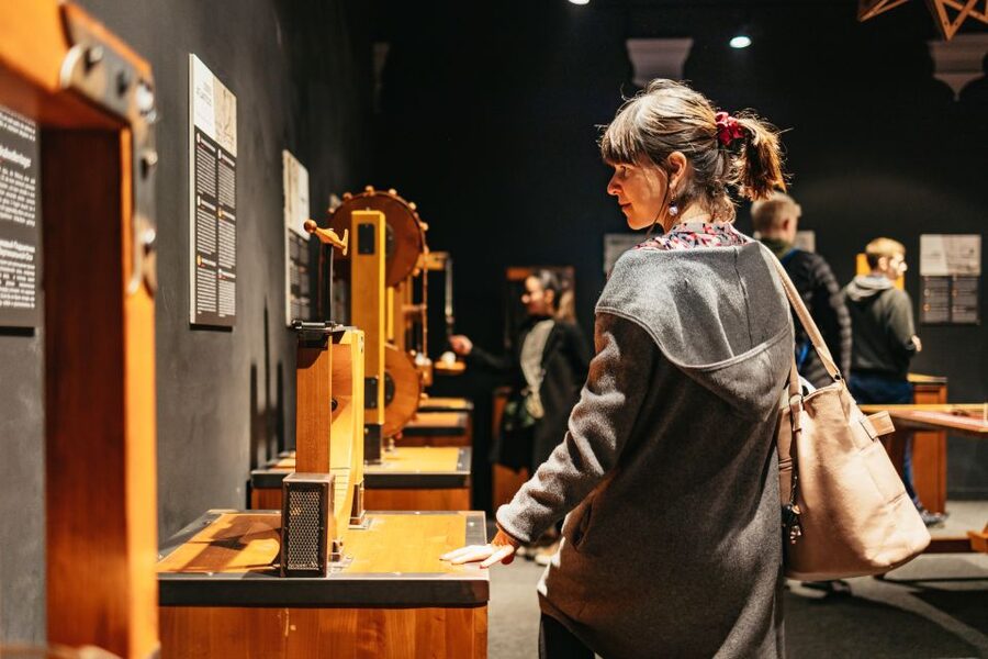 Florence: Leonardo Interactive Museum Entry Ticket - How long to stay