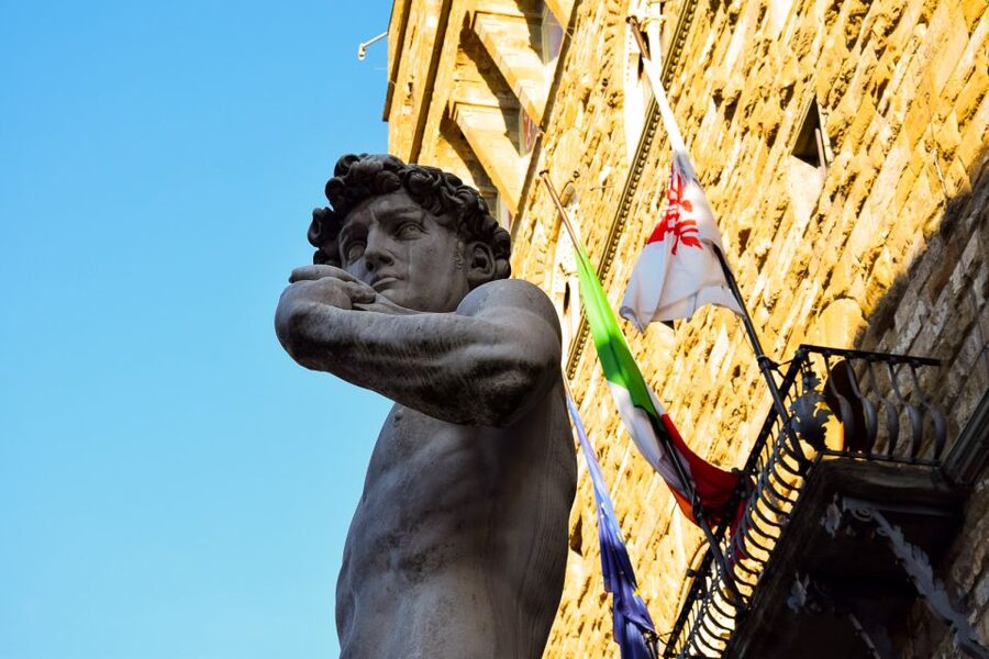 Florence: Mysteries of the Medici Guided Walking Tour - Following the Medici through central Florence