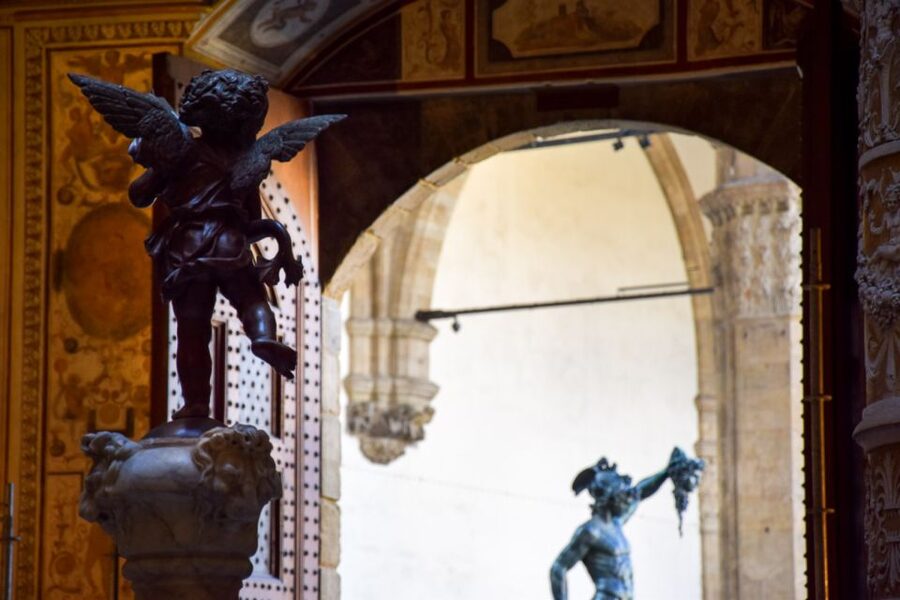 Florence: Mysteries of the Medici Guided Walking Tour - Why the guide matters more than the route