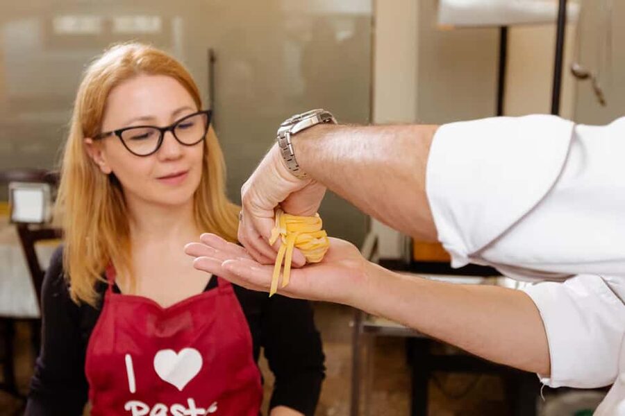 Florence: Pasta Class with Wine, Limoncello and Dessert - Ravioli, tortelli, and fettuccine from scratch