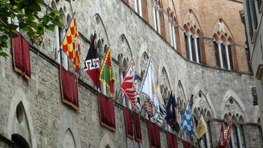 Florence: Pisa, Siena, S. Gimignano, Chianti Wine & Lunch - Why this Tuscany day trip works for a short visit
