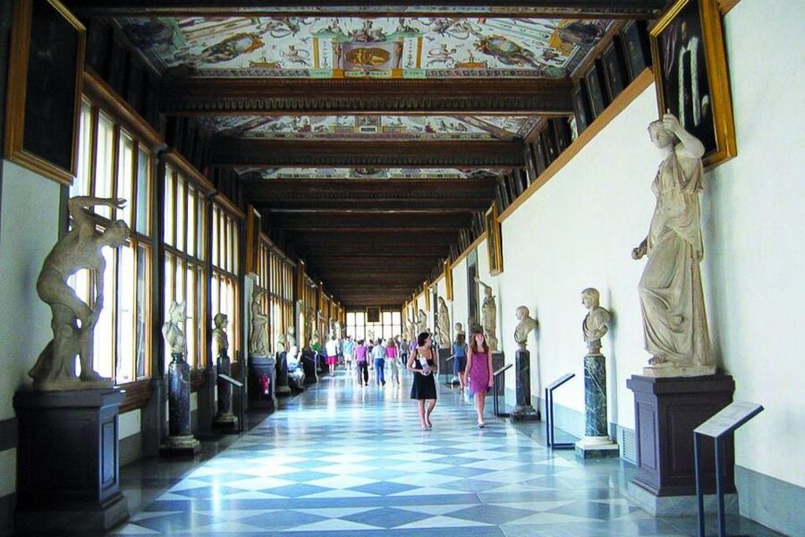 Florence: Private Uffizi Gallery Discovery Tour with Ticket - Botticelli, Michelangelo, and Leonardo in Three Hours