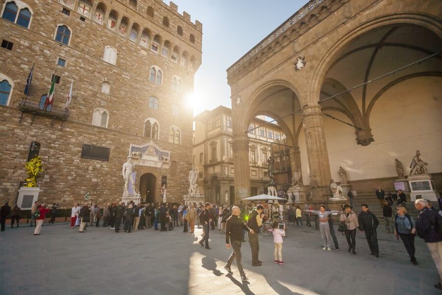 Florence: Private Walking Tour of Florence's Hidden Gems - Via Maggio, Ponte Santa Trinita, and fashionable Florence