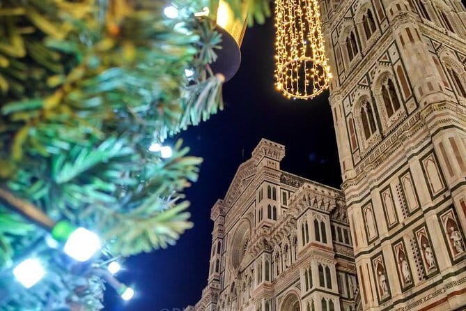Florence River Cruise on a Traditional Barchetto - Palazzo Corsini, Santa Trinita Bridge, and the return ride