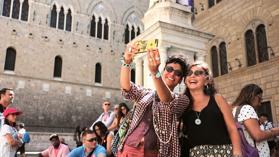 Florence: S. Gimignano, Siena, Chianti & Wine Tasting Lunch - The coach rides and the long-day tradeoff