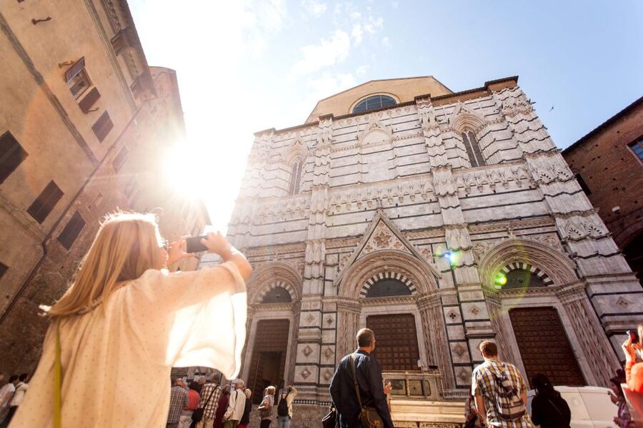 Florence: Siena, San Gimignano & Monteriggioni with Tasting - Why this $46 day trip can make sense