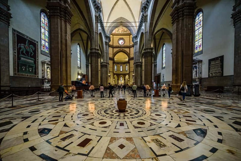 Florence: Skip-the-Line Duomo, Baptistery, Giotto Bell Tower - Three hours, a small group, and a steady pace