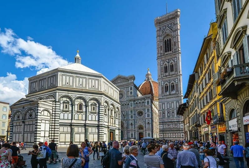 Florence: Skip-the-Line Duomo, Baptistery, Giotto Bell Tower - Entering Florence Cathedral without the long wait