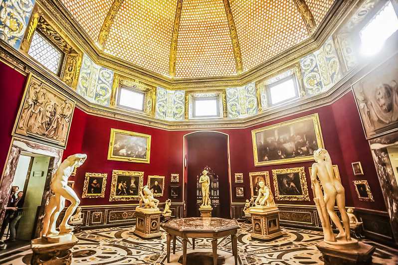Florence: Skip-The-Line Uffizi Gallery Timed Entry Ticket - The first rooms set the stage