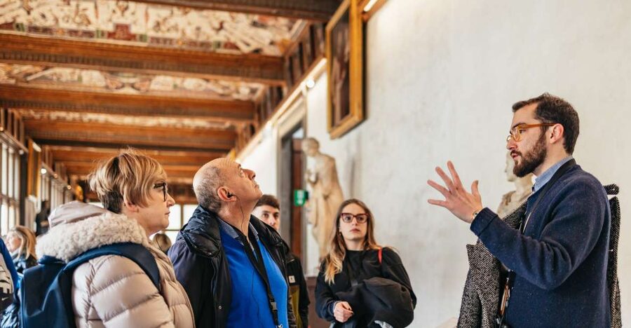Florence: Skip-the-Line Uffizi Small Group Tour - The terrace is a pleasant finish