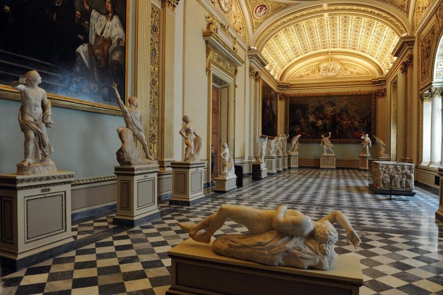 Florence: Uffizi Gallery Priority Entrance and Tour - Why an early Uffizi visit makes sense