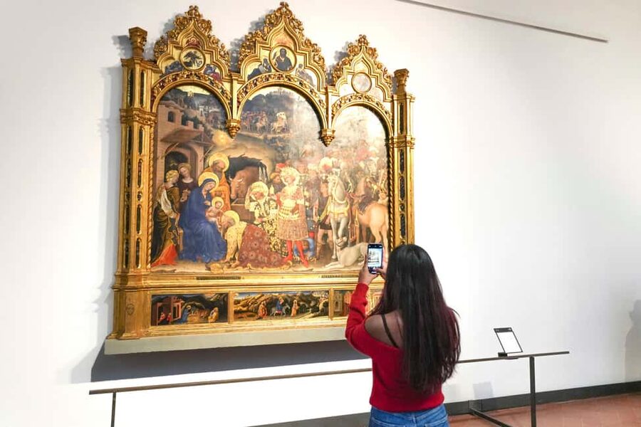 Florence: Uffizi Gallery Reserved-Entry VIP Tour - Why the Uffizi works better with a guide