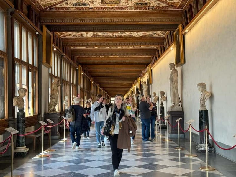 Florence: Uffizi Skip-the-Line Ticket & Digital Audio Guide - Why the Vasari building matters