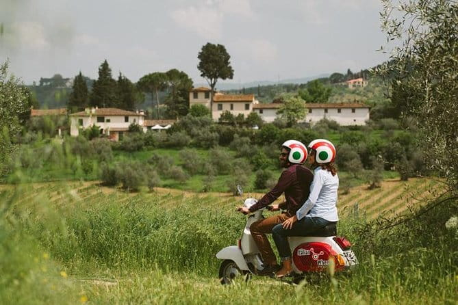 Florence Vespa Tour: Tuscan Hills and Italian Cuisine - Getting from the meeting point to the Vespas