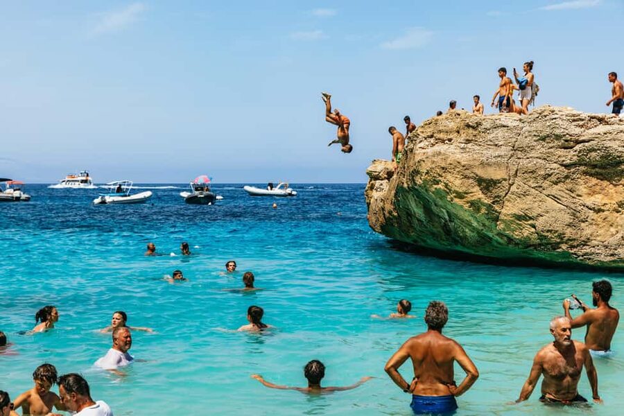 From Cala Gonone: Gulf of Orosei Dinghy Trip - The Venus Pools and the best time for snorkeling