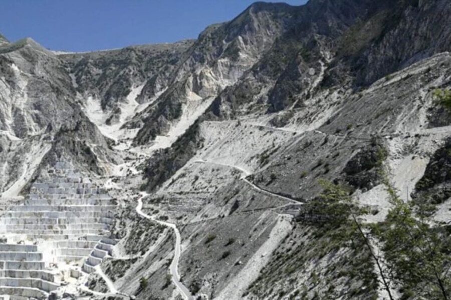 From Carrara: Marble Quarries Jeep Tour with Lardo Tasting - Why Carrara marble is worth the trip