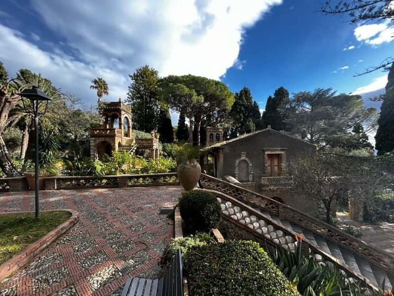 From Catania: Taormina, Savoca, & Castelmola Tour w/ Lunch - Who will get the most from this tour