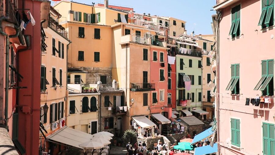 From Florence: Cinque Terre Day Trip with Optional Lunch - Meeting the bus near Florence’s railway station