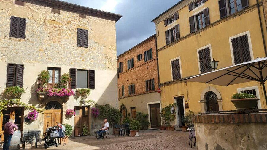 From Florence: Tuscany Hills Wine Tour - Pienza: a compact town with big views