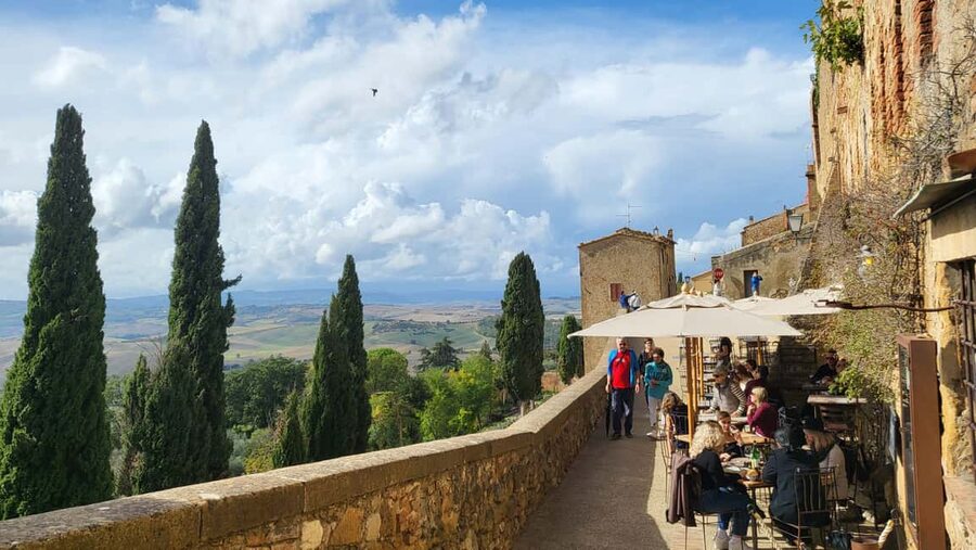 From Florence: Tuscany Hills Wine Tour - Montalcino and the final tasting