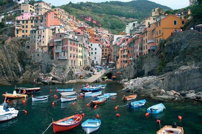 From Milan: Cinque Terre Guided Full-Day Trip With Cruise - The return to Milan and the late-night reality