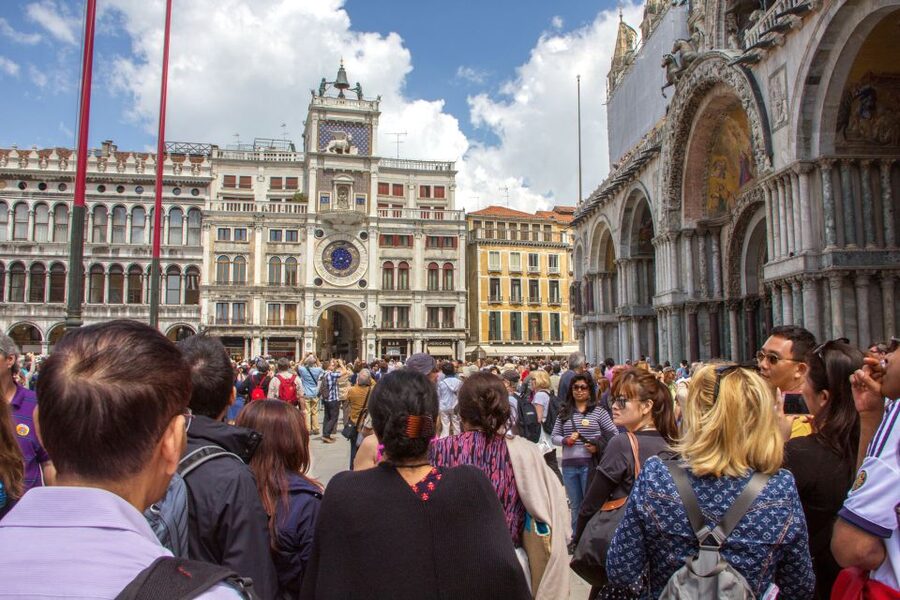 From Milan: Day Trip to Venice with Guided City Tour - The gondola question: memorable, but extra